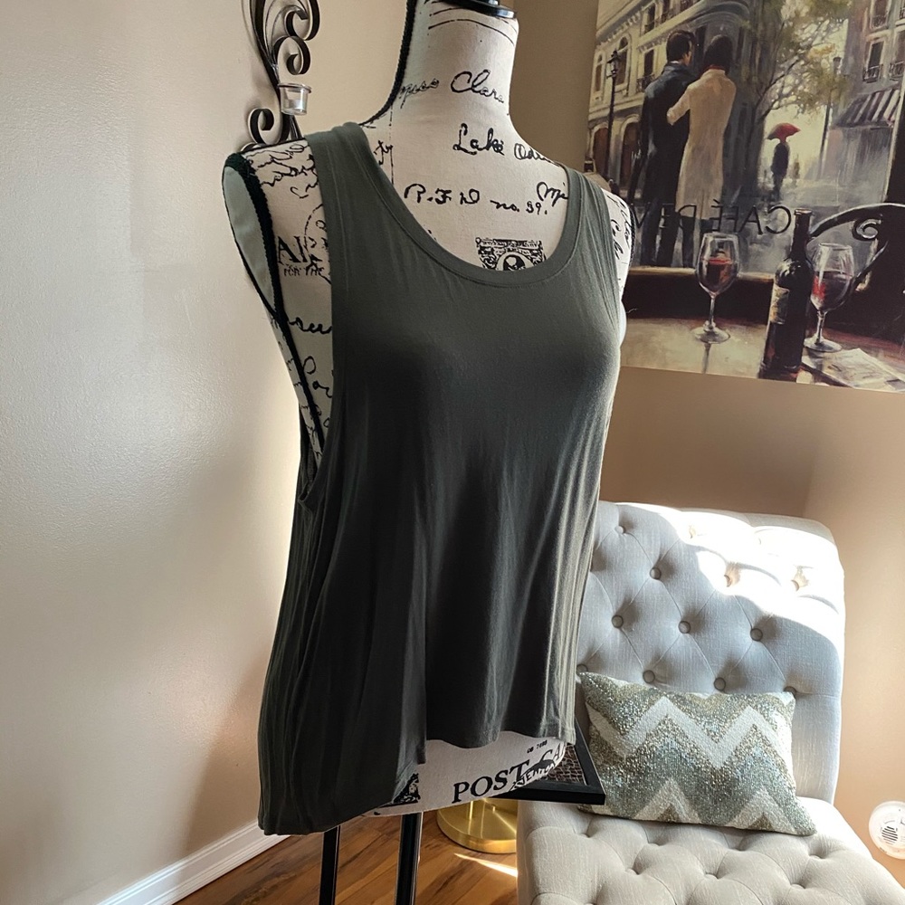 Forever 21 tank top